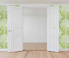 Schumacher Grand Palms Mineral Wallpaper 40% Off | Samples